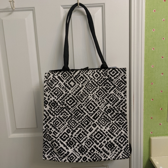 BUCKHEAD BETTIE TOTE BAG WITH INITIAL   K - Picture 5 of 9